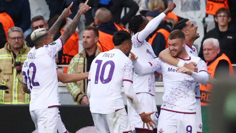 Fiorentina vuelve a la final de la Conference League tras empatar ante Brujas de visitante