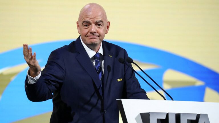 FIFA propone cambios en el VAR para llegar a federaciones con bajos recursos