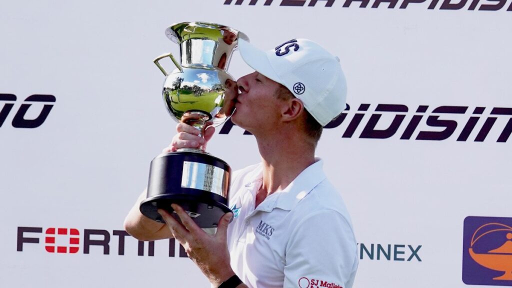 Harry Hillier, campeón en Bogotá.