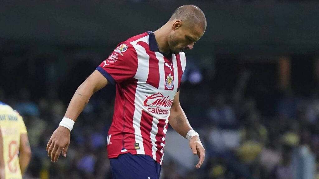 Chicharito Hernández no tuvo gol con Chivas en Liguilla