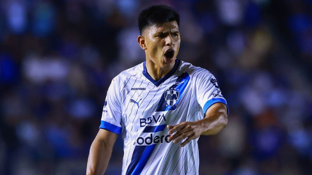 Jesús Gallardo falla en el Cruz Azul vs Monterrey