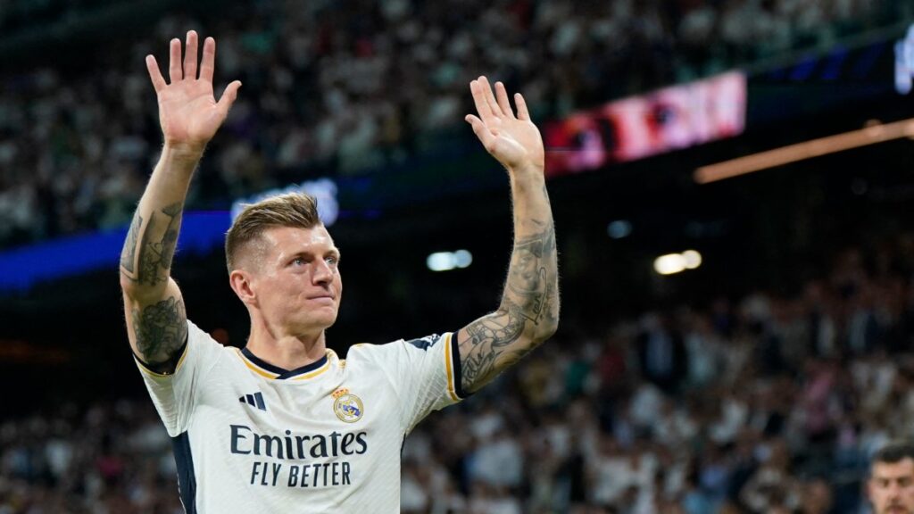 Toni Kroos le dice adiós al Real Madrid en el Santiago Bernabéu