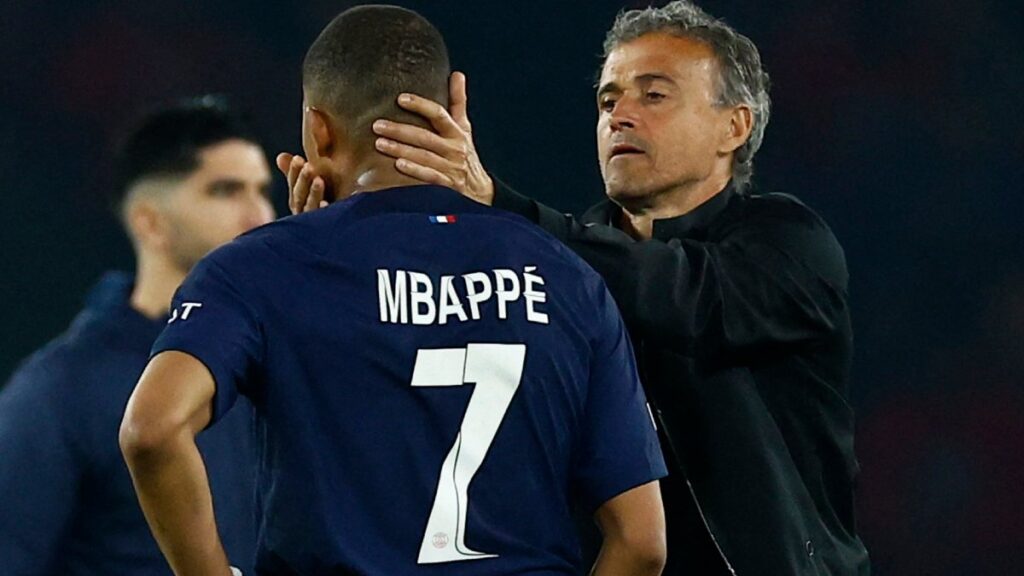 Luis Enrique habló sobre la decisión de Kylian Mbappé de dar a conocer que deja al PSG al final de la temporada.