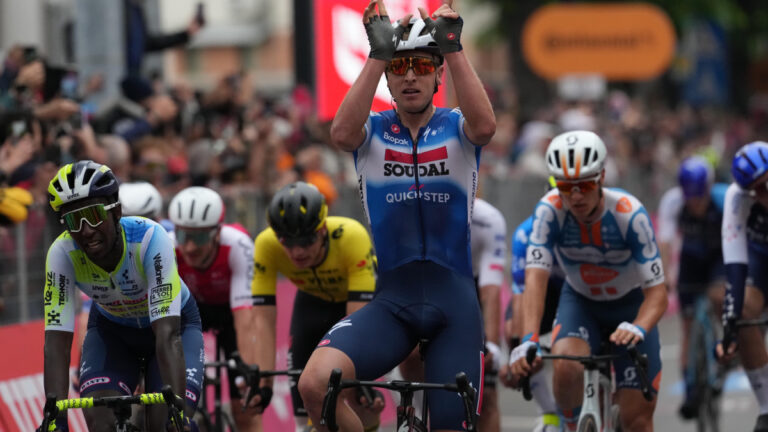 Tim Merlier se queda con el sprint final y le da clausura a la versión 107 del Giro de Italia