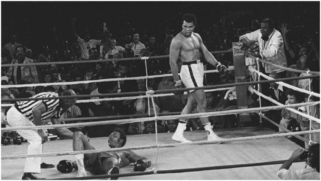 Muhammad Ali noquea a George Foreman | AP