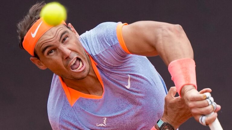 Rafael Nadal podría jugar el Roland Garros, entrena a tope para llegar sin molestias
