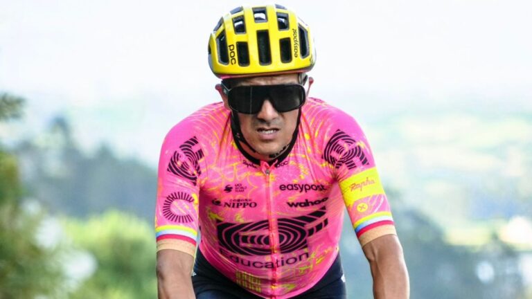 El ecuatoriano Richard Carapaz, campeón olímpico de ciclismo de ruta, podría perderse Paris 2024 por esta razón