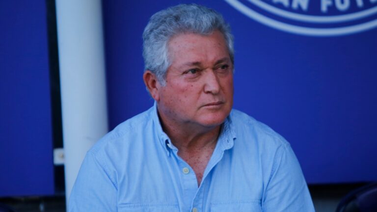 Víctor Manuel Vucetich, ilusionado con su nuevo cargo en Mazatlán FC, pero preocupado por Nicolás Benedetti