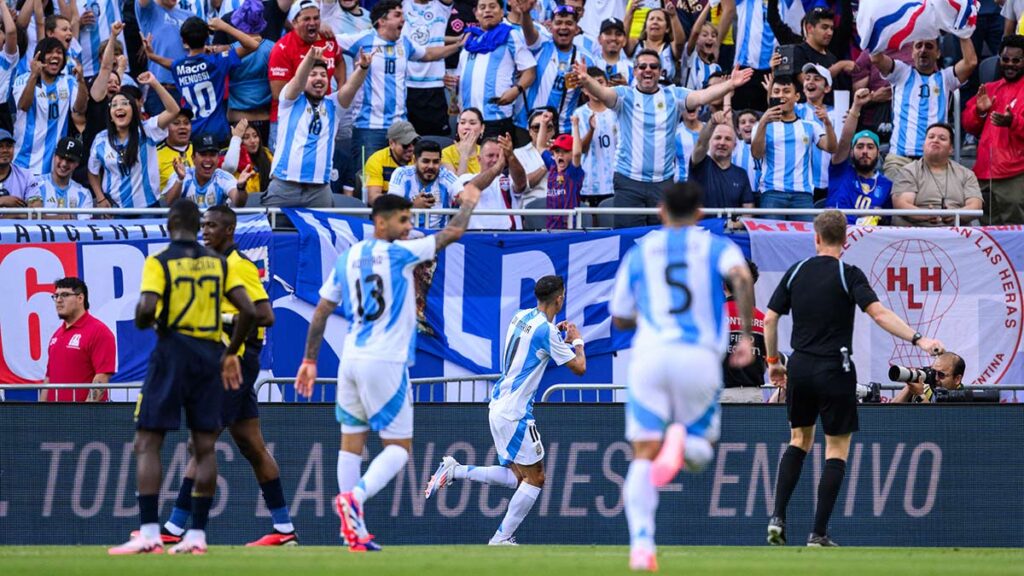 Argentina derrota con lo mínimo a Ecuador