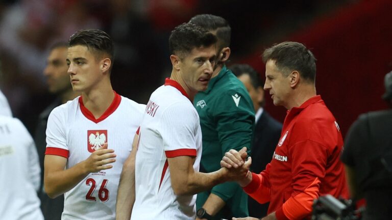 Polonia firma un triunfo agridulce ante Turquía: temor por lesión de Robert Lewandowki rumbo a la Eurocopa