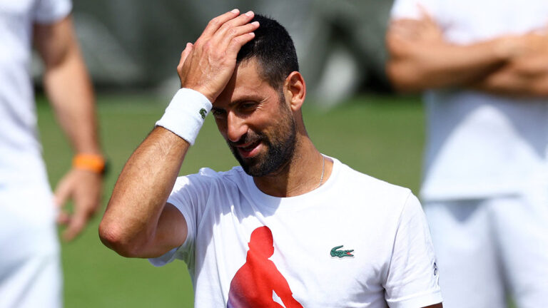 Novak Djokovic asegura que podrá jugar Wimbledon y se considera candidato a ganar