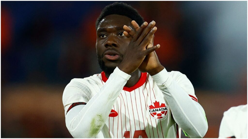 Alphonso Davies, jugador de la selección de Canadá | Reuters;  Van De Wouw