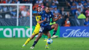 ¡Polémica en el Hidalgo! ¿Era falta de Salomón Rondón en gol anulado a Pachuca?