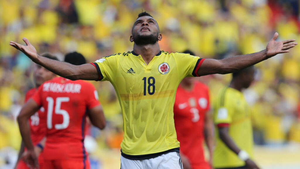 Miguel Ángel Borja, en un partido de la Selección Colombia. - AP.