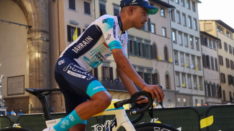 Santiago Buitrago va por todo en su debut en el Tour de Francia: “Estoy con personas que saben ganar etapas y carreras”