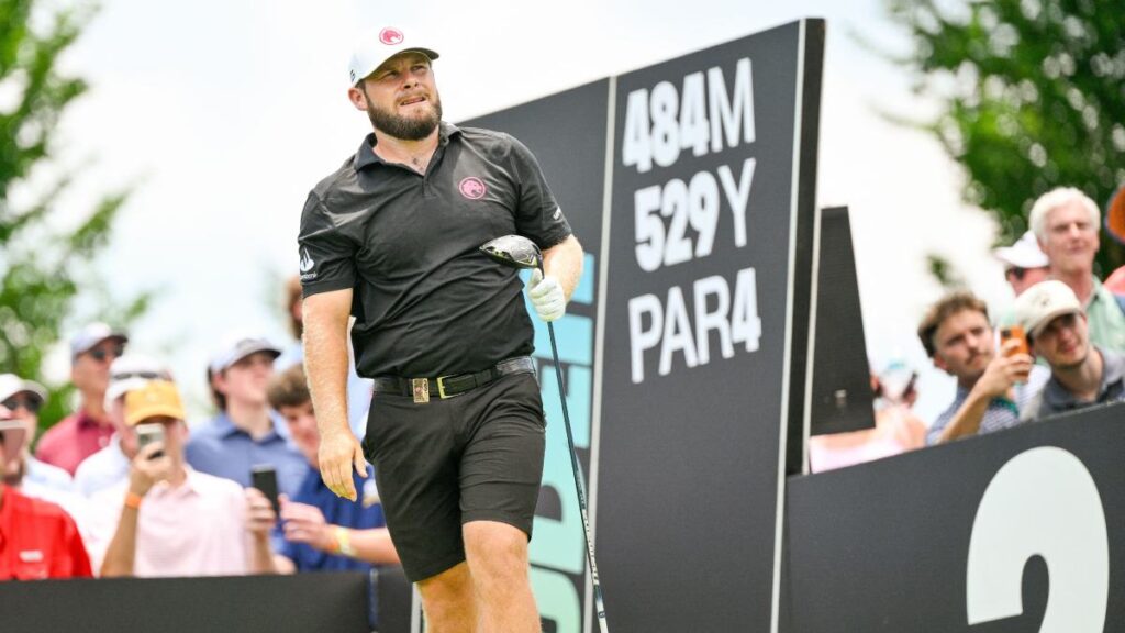 Tyrrell Hatton dispara 64 para liderar LIV Golf en la ronda final | Reuters