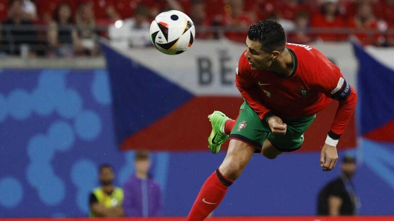 Portugal vs República Checa: De nuevo Jindřich Staněk le niega el gol a Cristiano Ronaldo