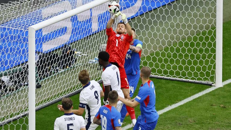 Inglaterra vs Eslovaquia: El poste le niega el empate a los ingleses al 80′