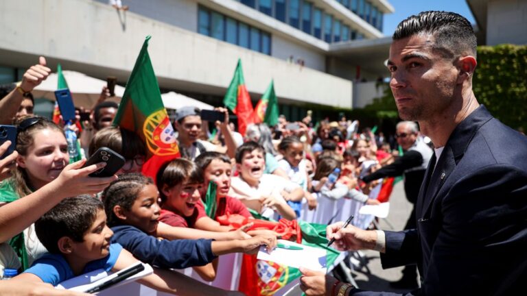 Cristiano Ronaldo desata la locura en Alemania tras su llegada para disputar la Eurocopa 2024