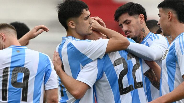 Argentina sub 23 goleó a Paraguay en un amistoso previo a Paris 2024