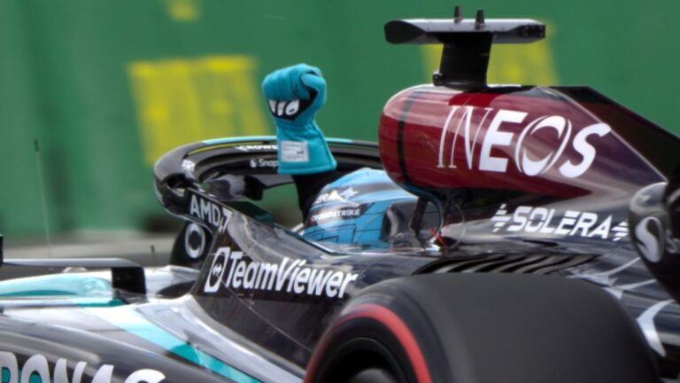 Checo Pérez, a buscar la remontada en el GP de Canadá; Russell, ‘poleman’ al imponerse a Verstappen
