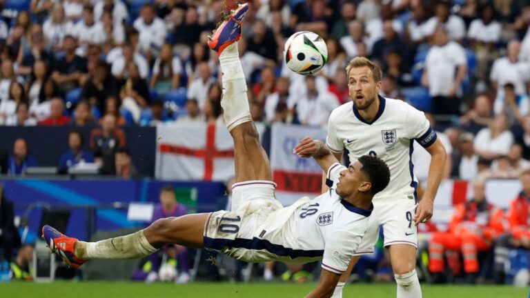 ¡He got it! Gol de chilena de Jude Bellingham mantiene viva a Inglaterra ante Eslovaquia en la Eurocopa 2024