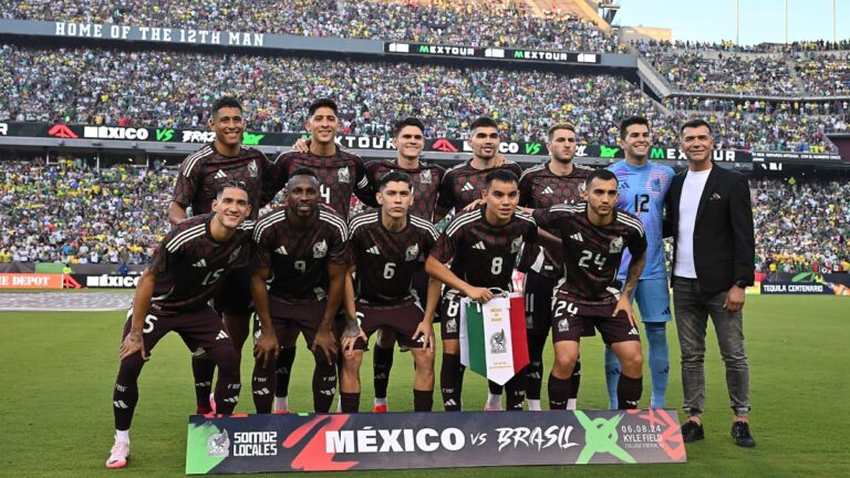 Jaime Lozano, con una sola duda para la alineación de México ante Jamaica