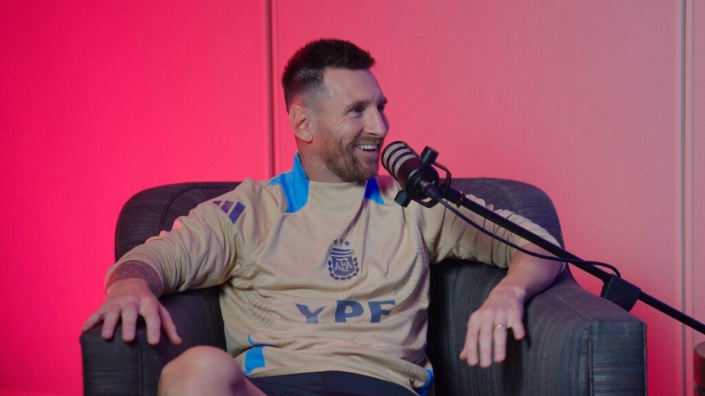 Leo Messi y una entrevista con Juan Pablo Varsky | Foto: Clank!