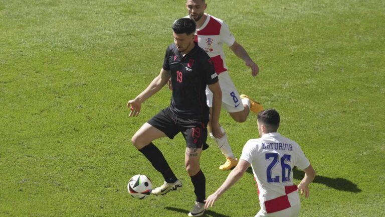 ¡Dura sanción para Albania! La UEFA suspende dos partidos a Mirlind Daku por corear cánticos nacionalistas