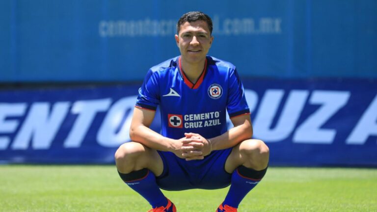 Cruz Azul suma su segundo refuerzo para el Apertura 2024 y confirma el fichaje de Andrés Montaño