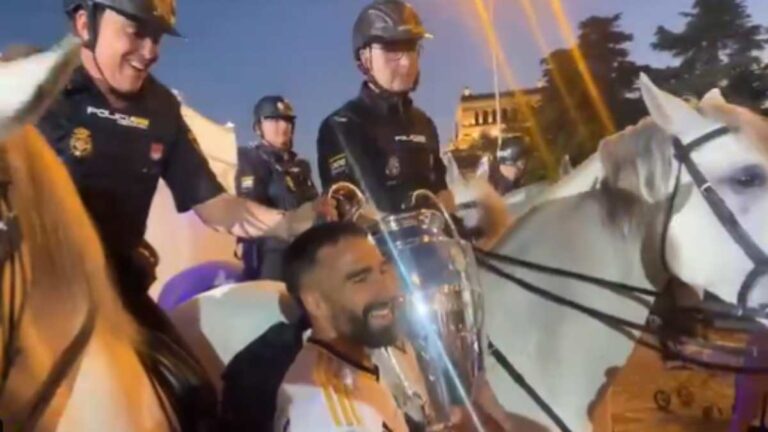¡Dani Carvajal, con escolta de lujo! Su padre lo acompaña en los festejos de la Champions League