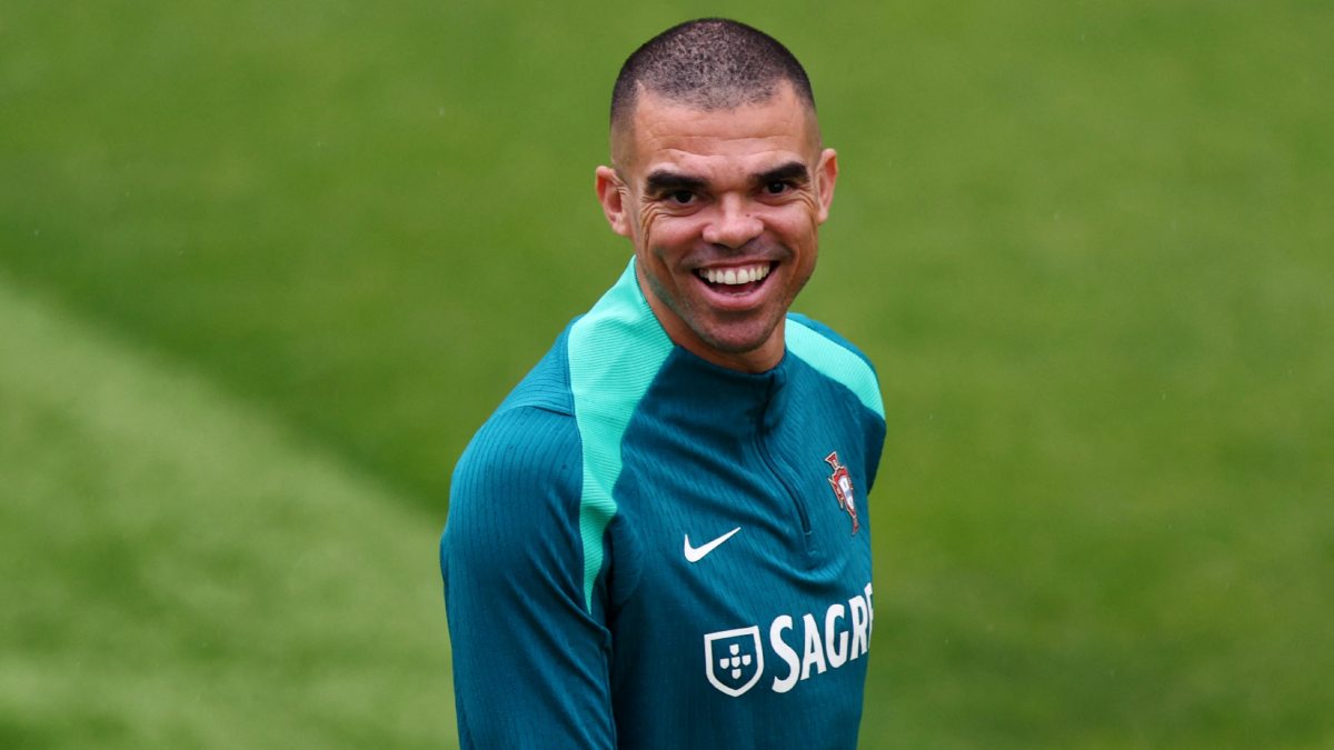 Pepe amenaza con romper el récord del jugador más veterano en disputar ...