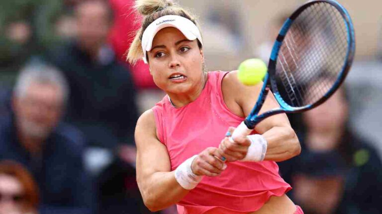 Renata Zarazua avanza con paso firme a la segunda ronda de la qualy de Wimbledon
