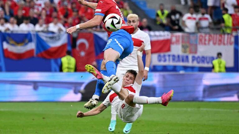 República Checa vs Turquía: Se salvan los checos del gol