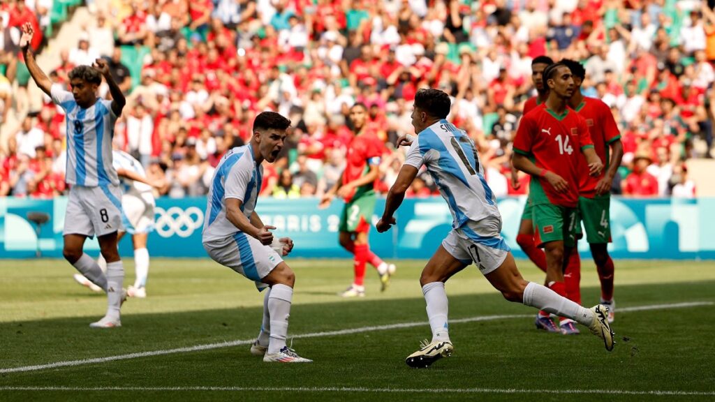 Giuliano Simeone convirtió el gol de Argentina | Foto: Reuters