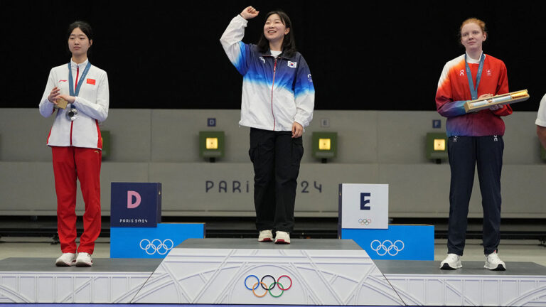 Highlights de tiro en Paris 2024: Resultado de la final de rifle de aire 10m femenil