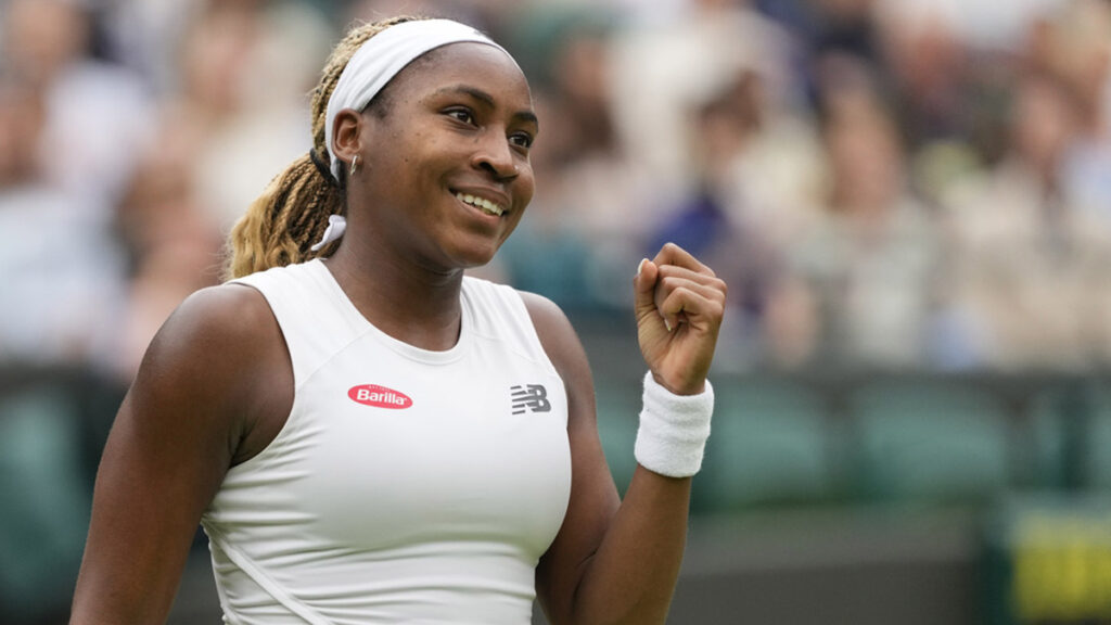 Coco Gauff se impuso en una hora y seis minutos. AP