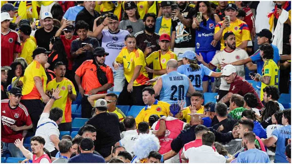 Aficionados de Colombia pelean con futbolistas de Uruguay | Reuters