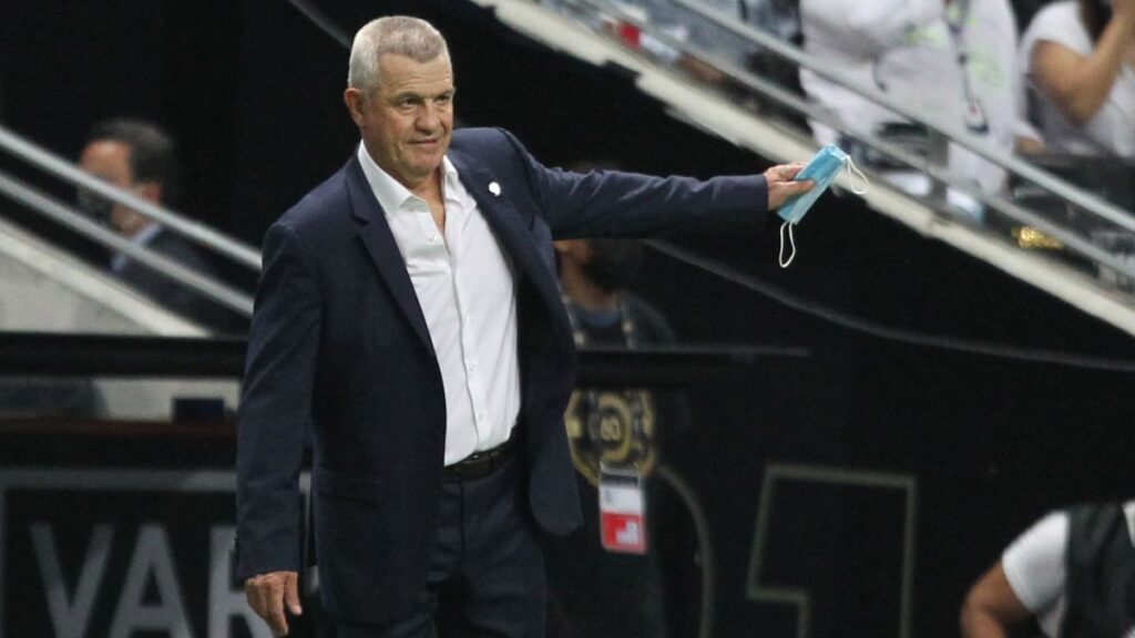 Javier Aguirre ya habla como técnico de la selección | Imago7