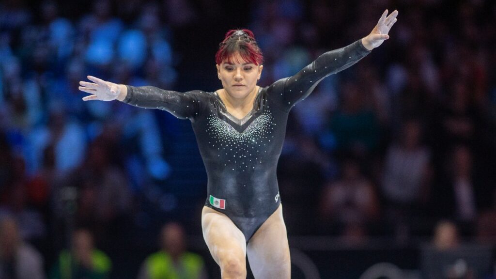 Alexa Moreno, durante una competencia de gimnasia