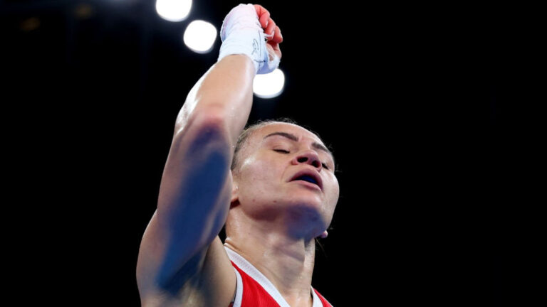 Yeni Arias en Paris 2024: Horario y dónde ver los octavos de final del Boxeo (54kg) de los Juegos Olímpicos