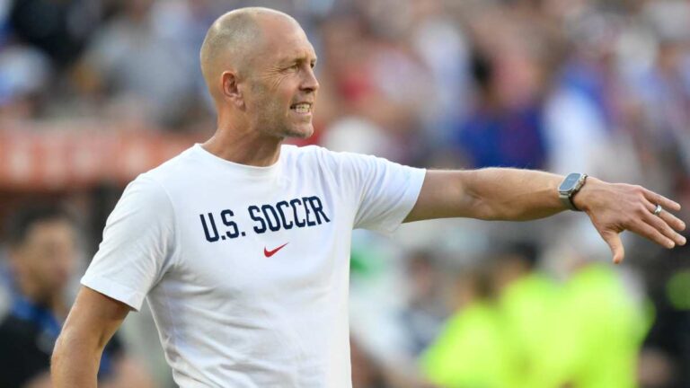 La mayor barra de US Soccer pide el despido de Gregg Berhalter