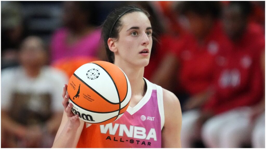 Caitlin Clark comanda a las Estrellas de la WNBA | Reuters