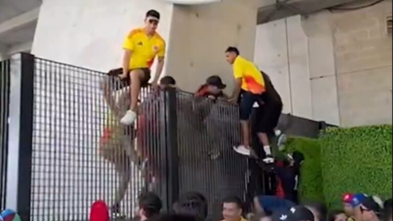 Pánico a minutos de la final de Copa América: hinchas intentan colarse a la fuerza para ver el partido