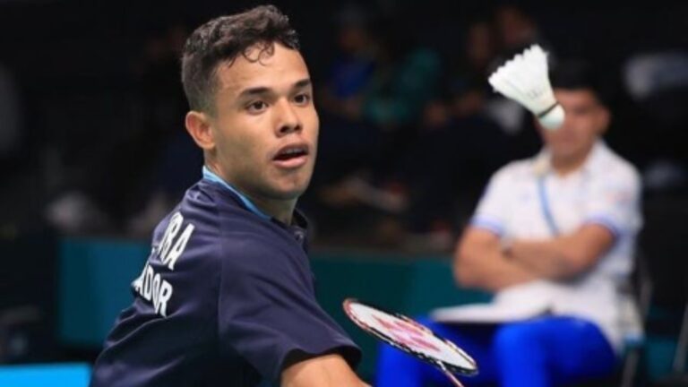 Uriel Canjura, jugador de bádminton de El Salvador: “Creo que todos los centroamericanos que estamos aquí hemos logrado algo muy difícil”