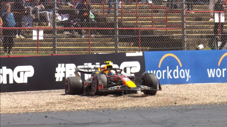 ¡Sigue la mala racha! Checo Pérez se atasca en la Q1 y tendrá que largar desde el fondo en Silverstone