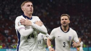 Cole Palmer le da el empate a Inglaterra en la final de la Eurocopa 2024