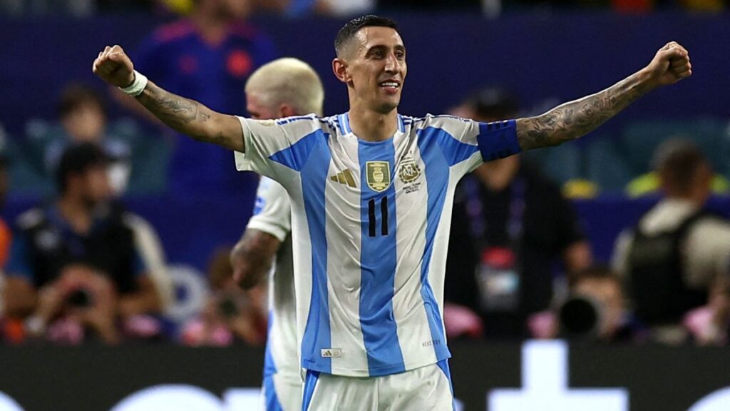 Ángel Di María se despide de la selección albiceleste entre lágrimas y bañado en gloria | Reuters