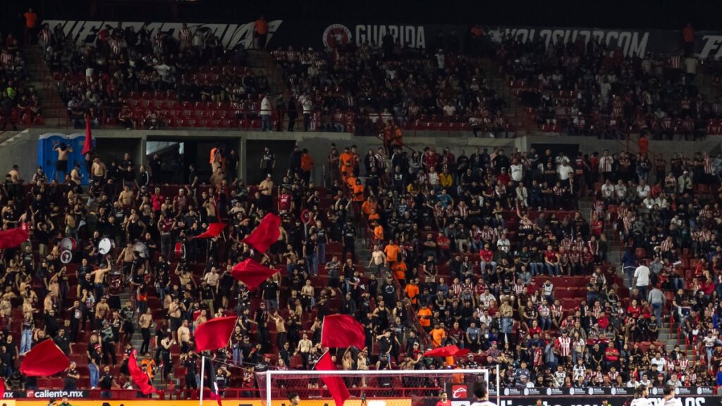 Comisión Disciplinaria de la FMF evalúa sanciones tras violencia en el Xolos vs Chivas