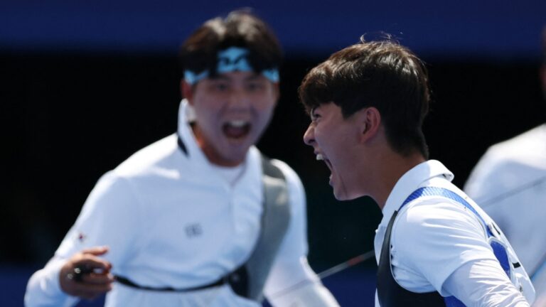 ¡Corea del Sur arrasa en el tiro con arco por equipos! Conquista el oro varonil ante Francia